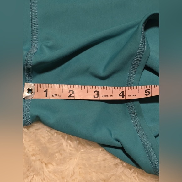 Tiger Friday Women's Blue/Turquoise Colored Size Small Shorts EUC - Picture 2 of 6